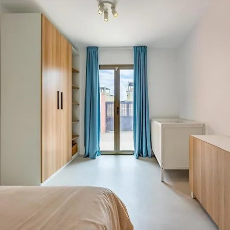 Joaquin Apartament *